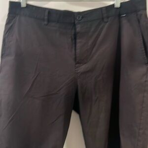 Men’s 40 black Travis Mathew shorts lightly worn